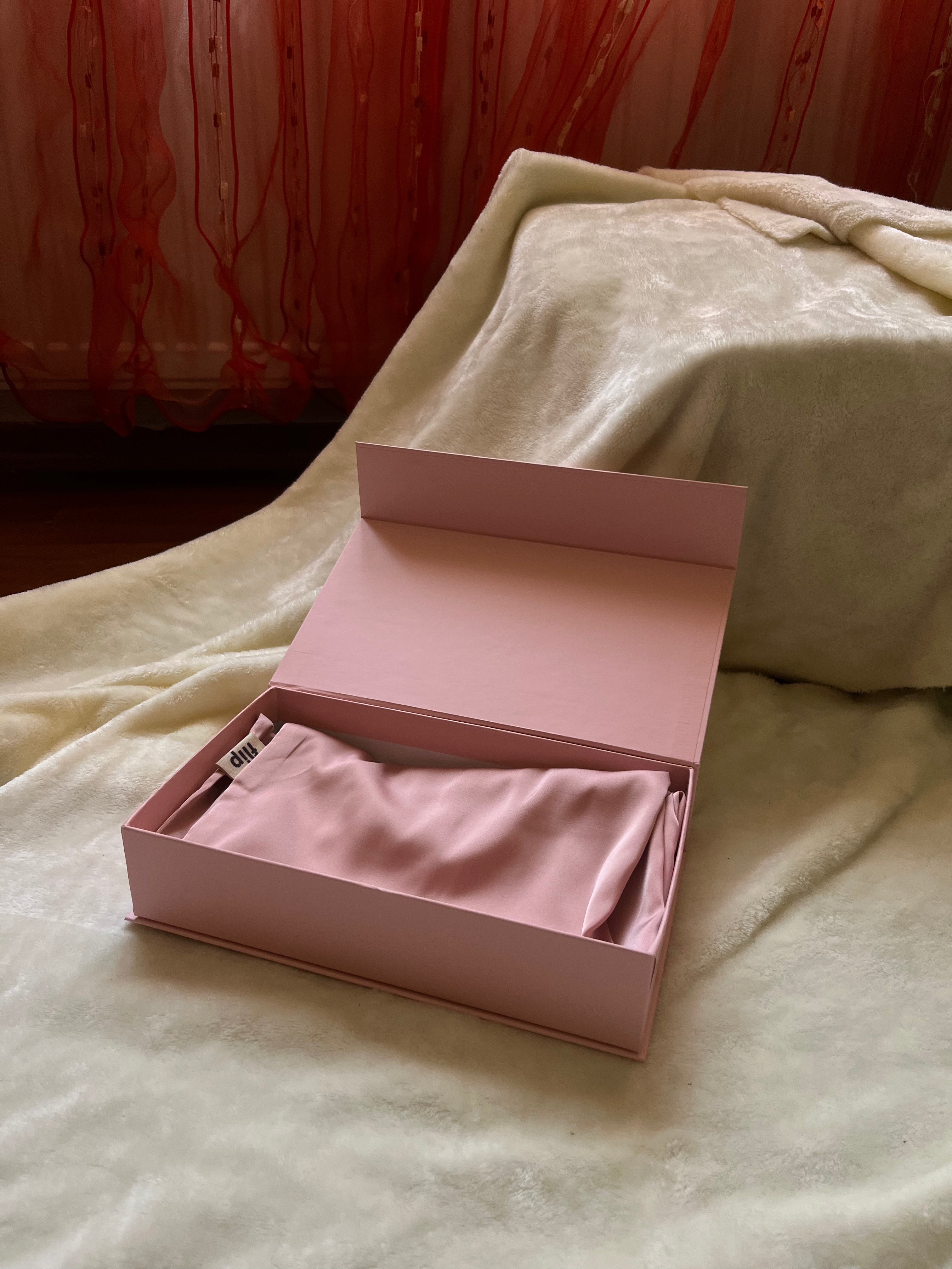 Dut İpek Toz Pembe Fermuarlı Yastık Kılıfı