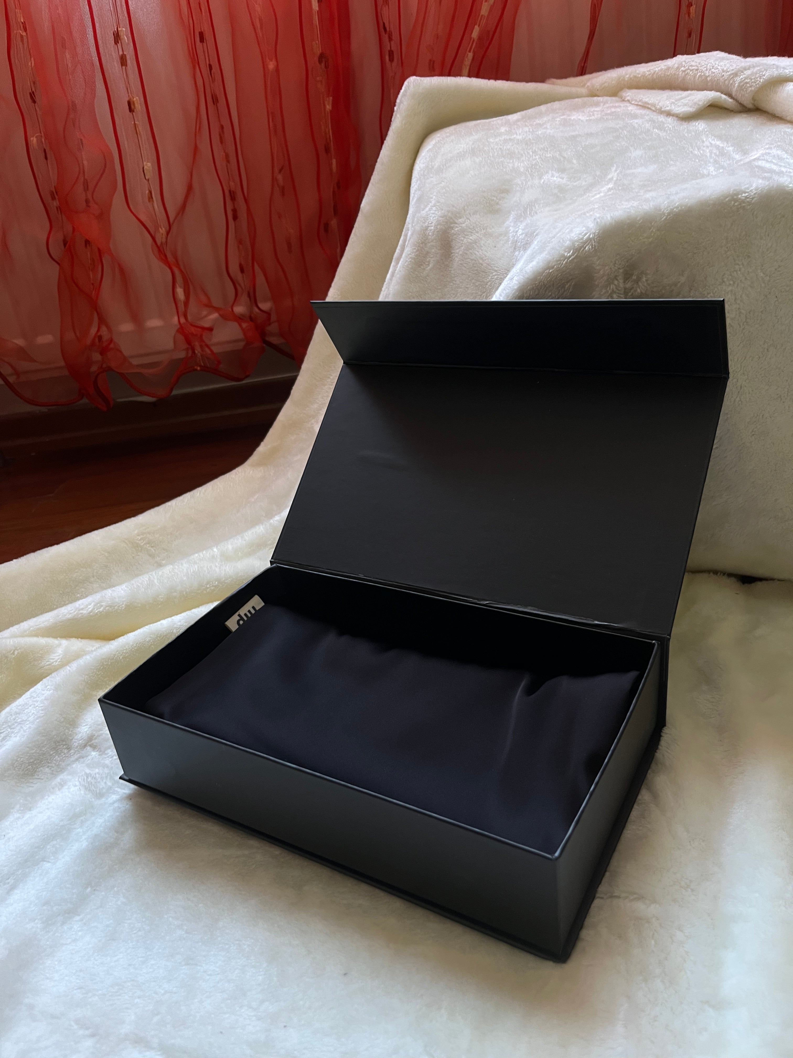 Dut İpek Siyah Premium Yastık Kılıfı