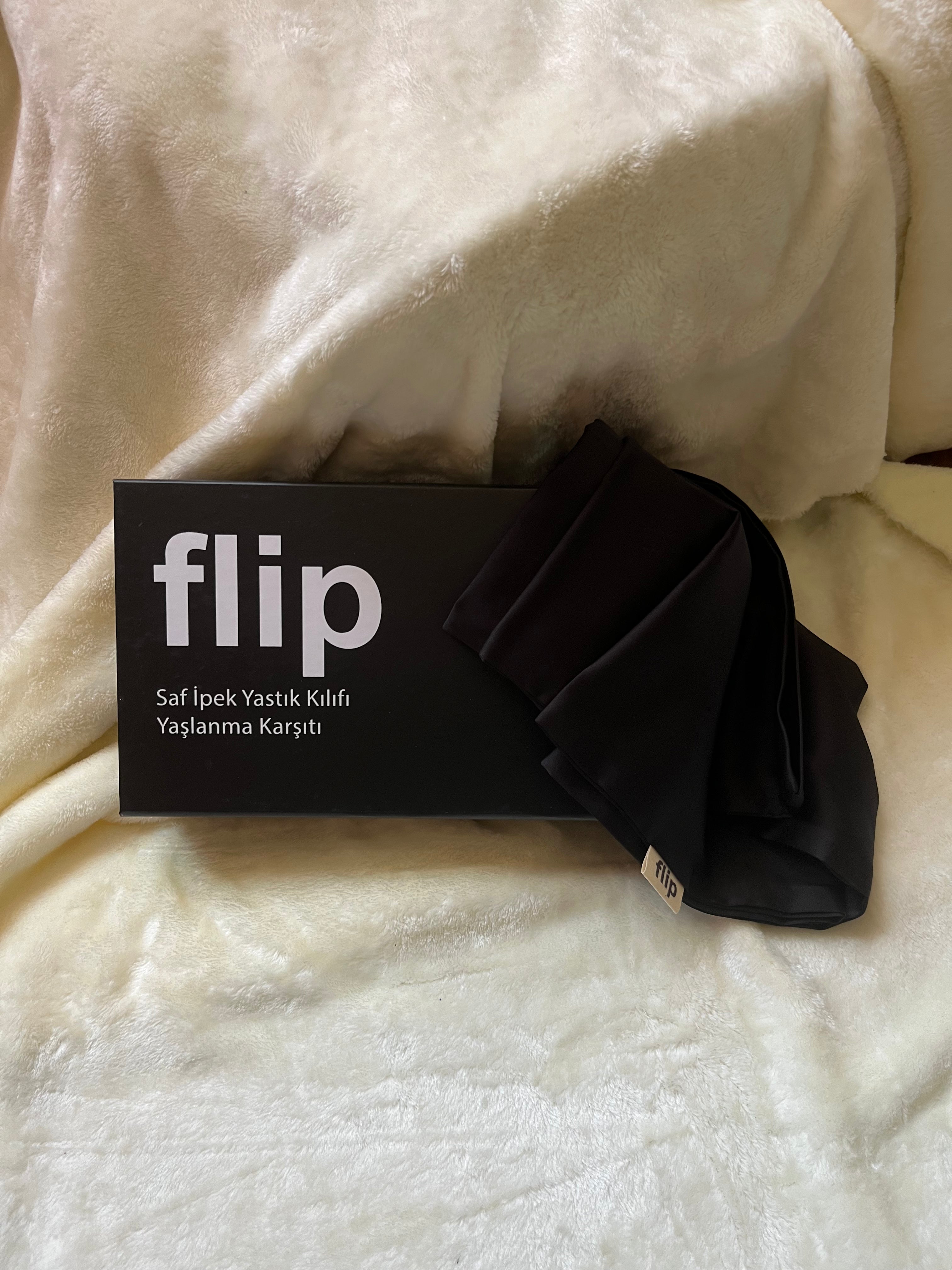 Dut İpek Siyah Premium Yastık Kılıfı