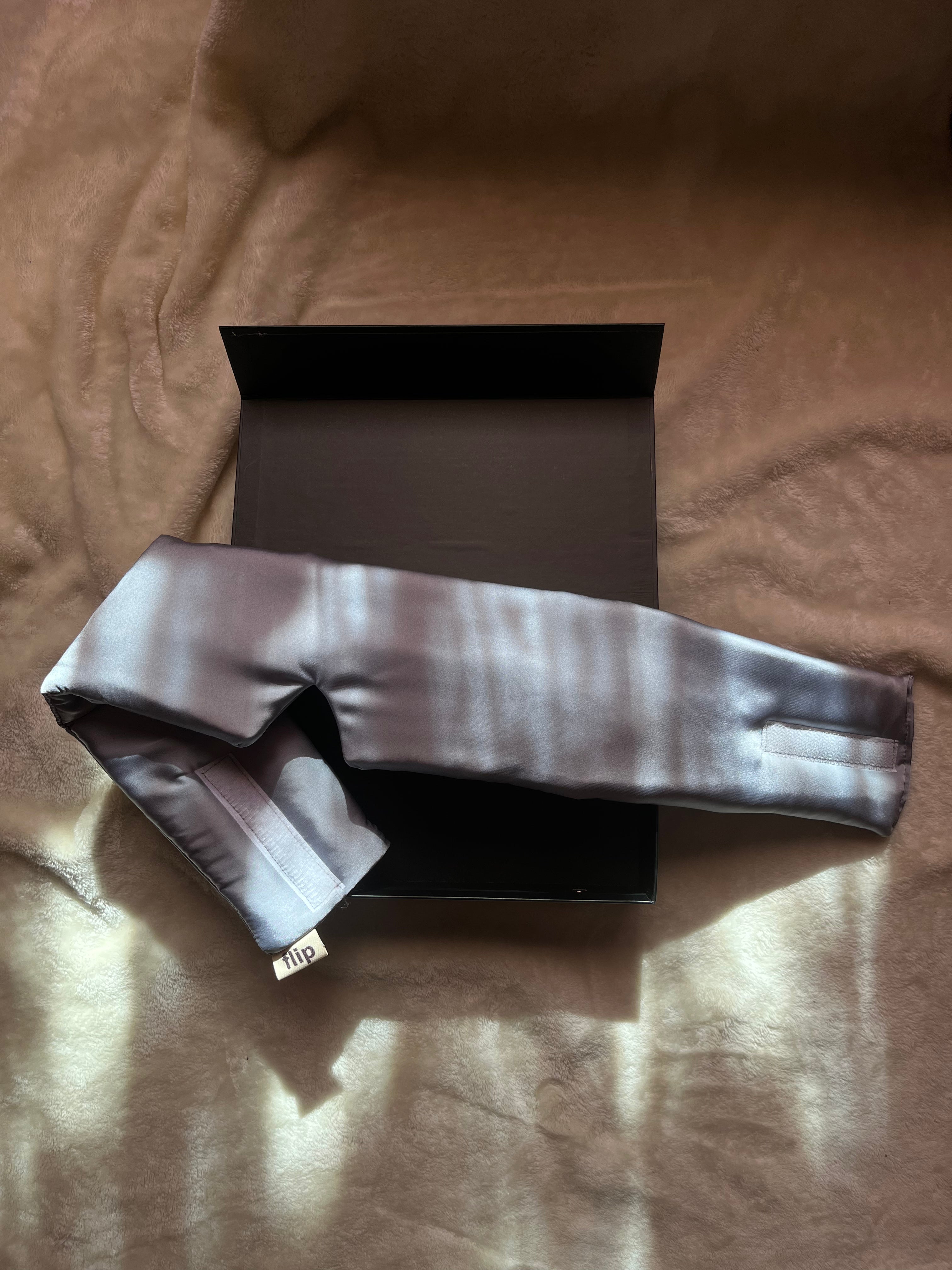 Dut İpek Gri Uyku Maskesi