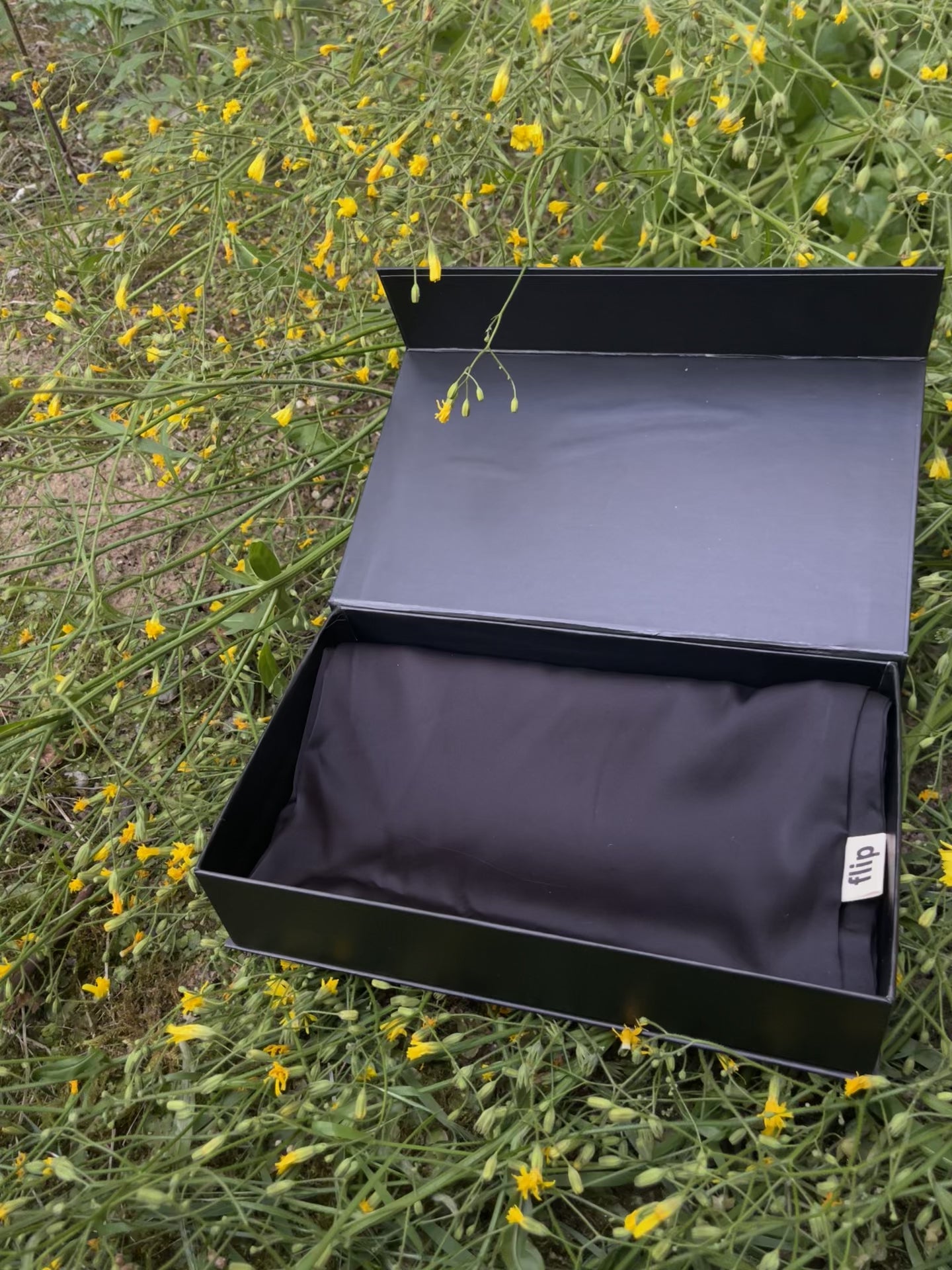 Dut İpek Siyah Premium Yastık Kılıfı