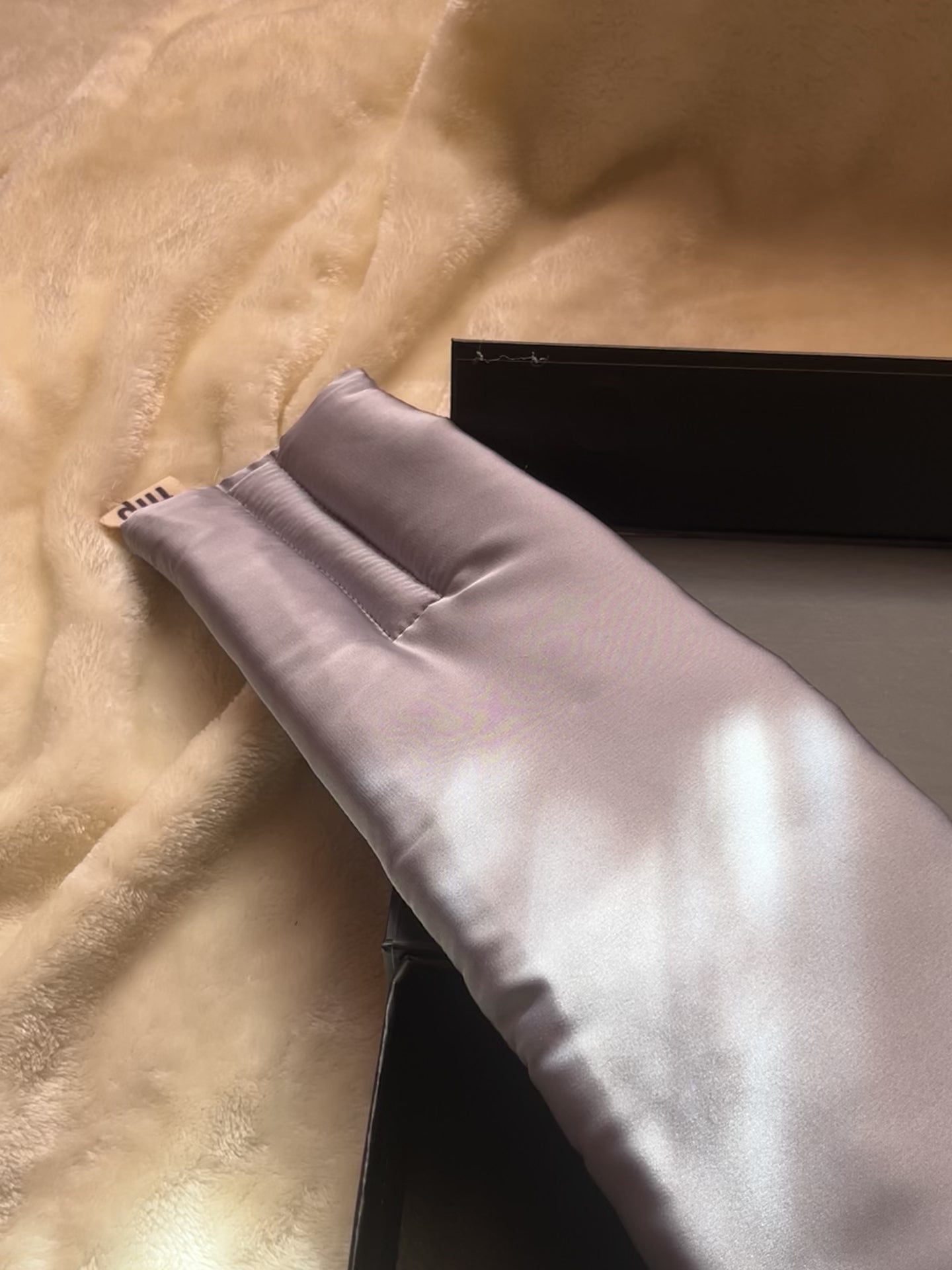 Dut İpek Gri Uyku Maskesi