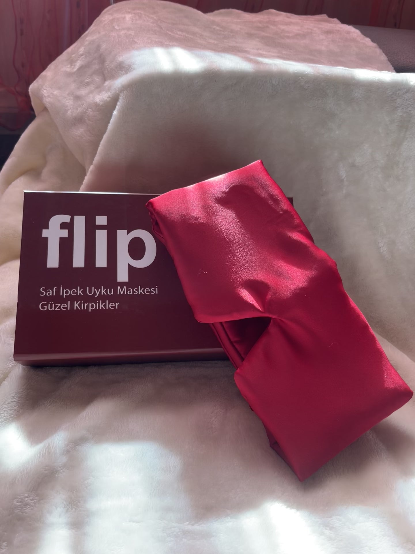 Dut İpek Bordo Uyku Maskesi