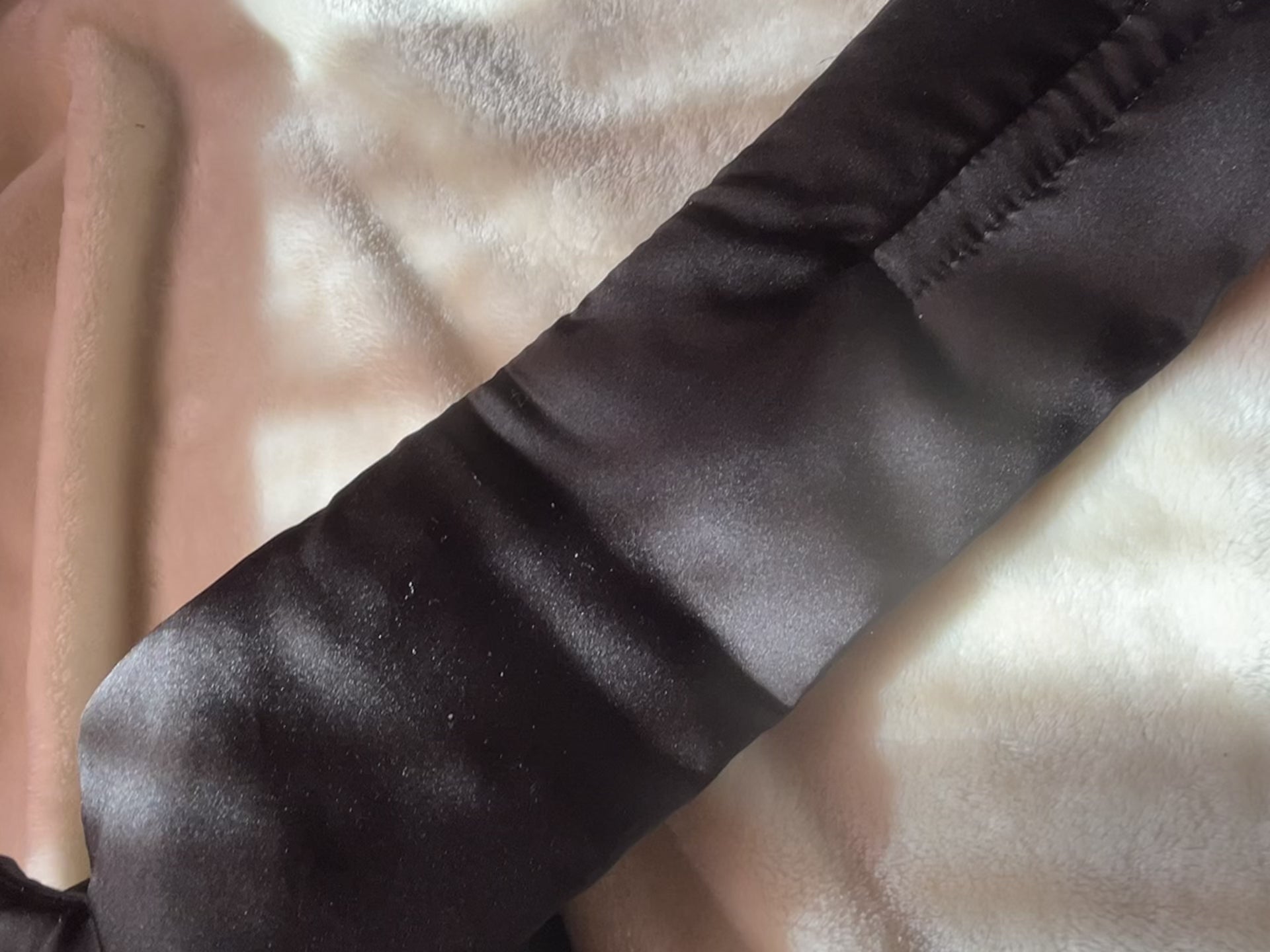 Dut İpek Siyah Uyku Maskesi