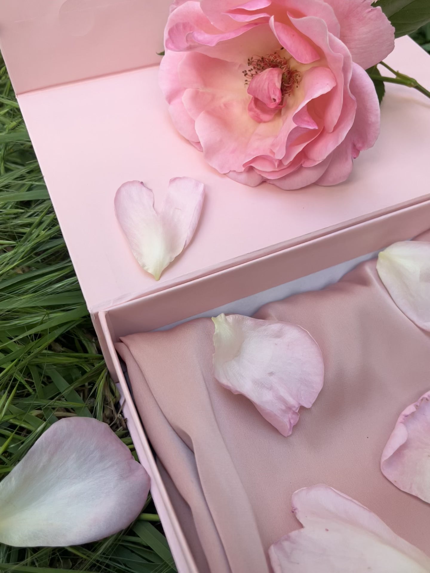 Dut İpek Toz Pembe Premium Yastık Kılıfı