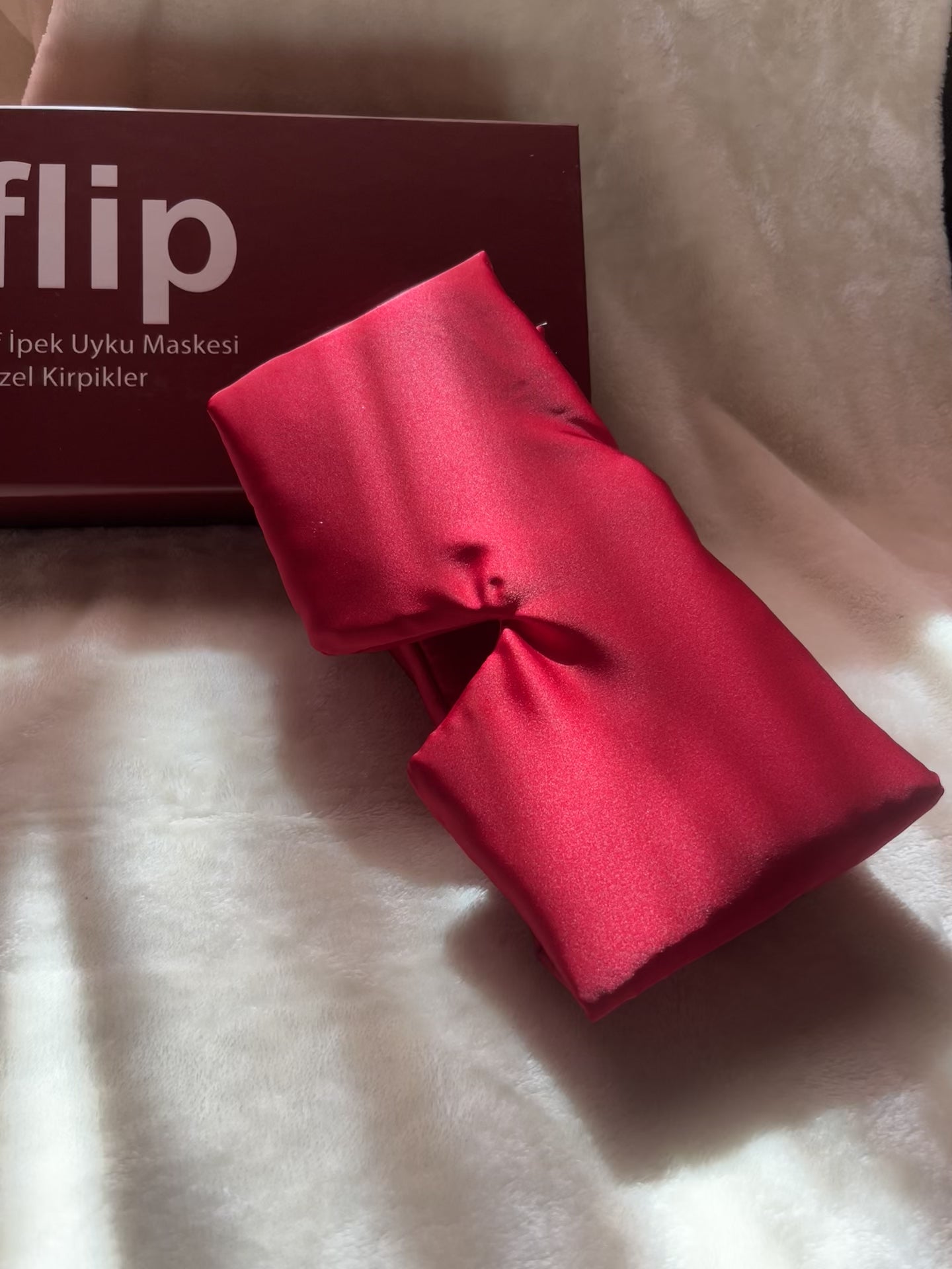Dut İpek Bordo Uyku Maskesi